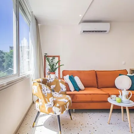 Elegant Oasis Split